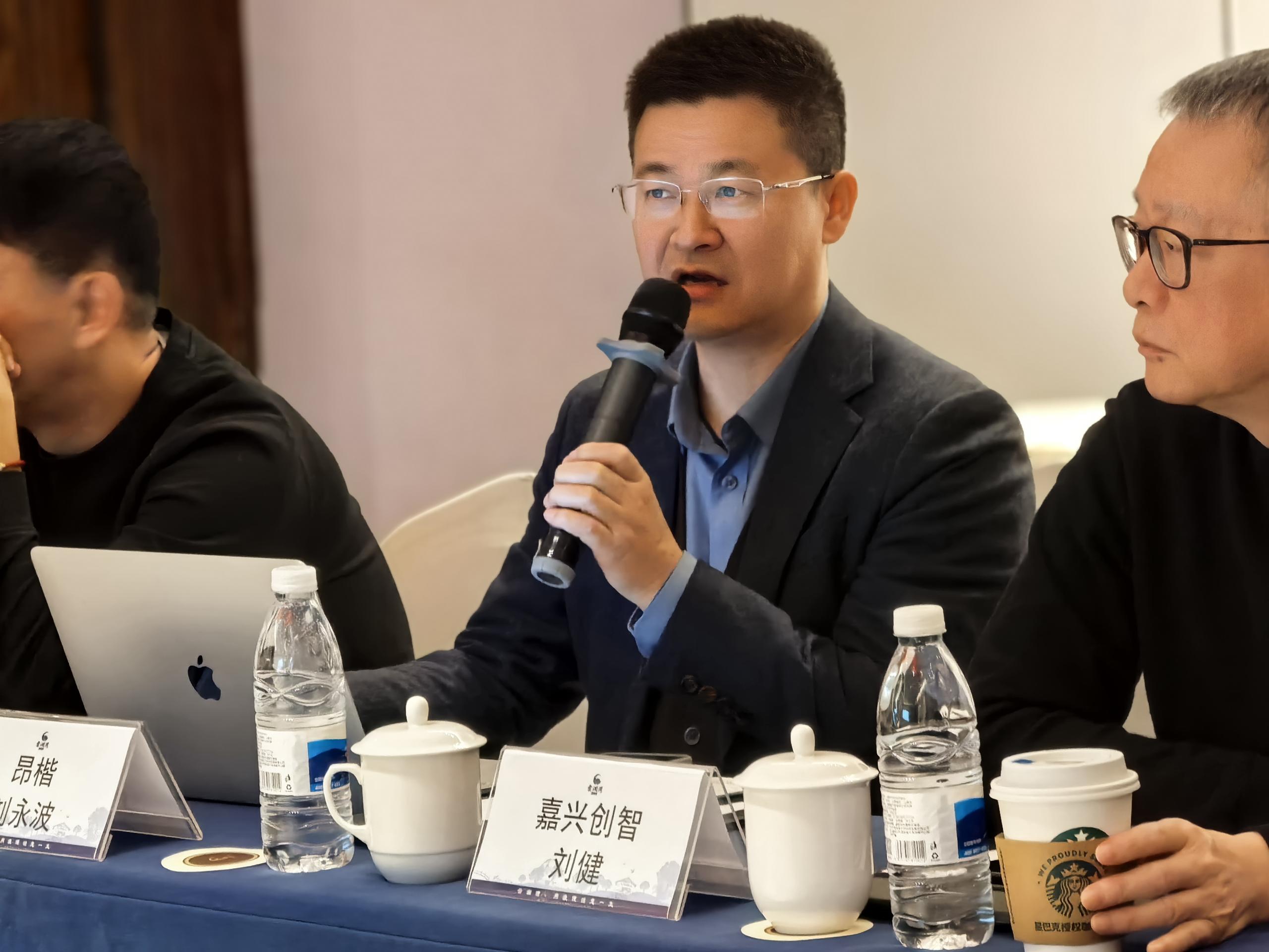 3f9e06a8672558db4afc4d53043a3d46.jpg 3f9e06a8672558db4afc4d53043a3d46.jpg